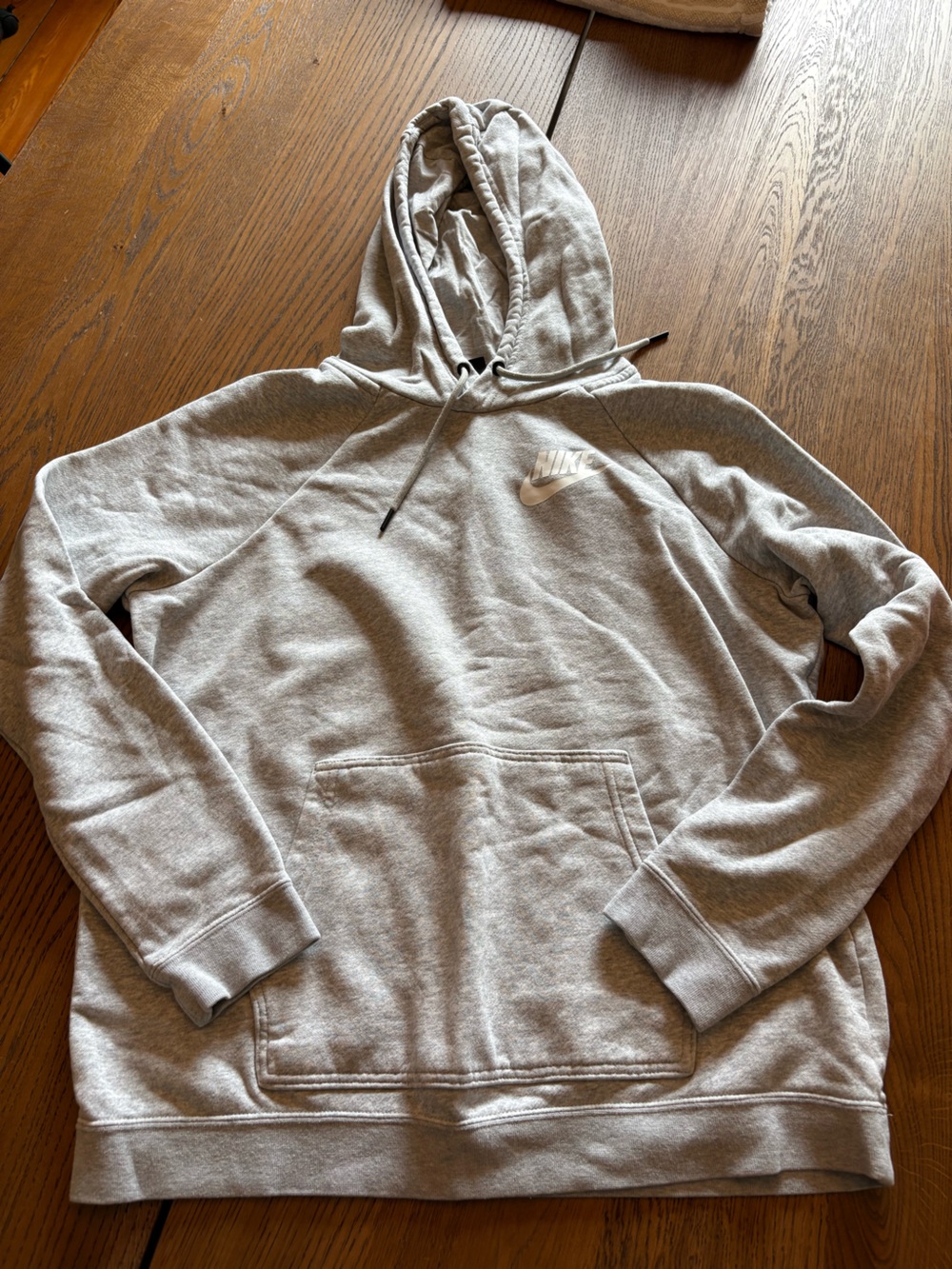 Nike women’s Gray Pullover Hoodie